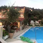 Agios Gordios Stevens On The Hill Apartamento *