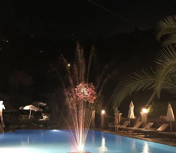 Agios Gordios Stevens On The Hill Apartment *