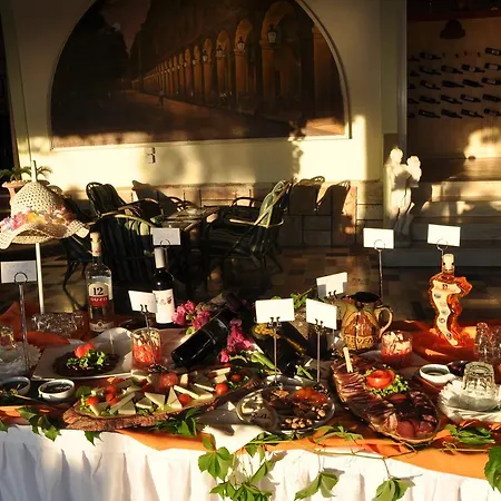 Lägenhet Agios Gordios Stevens On The Hill