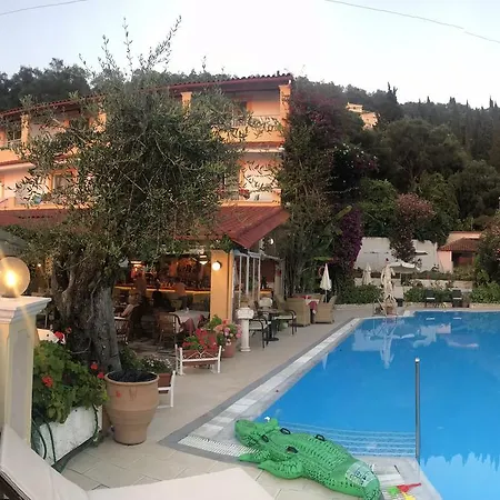 Agios Gordios Stevens On The Hill Lägenhet *